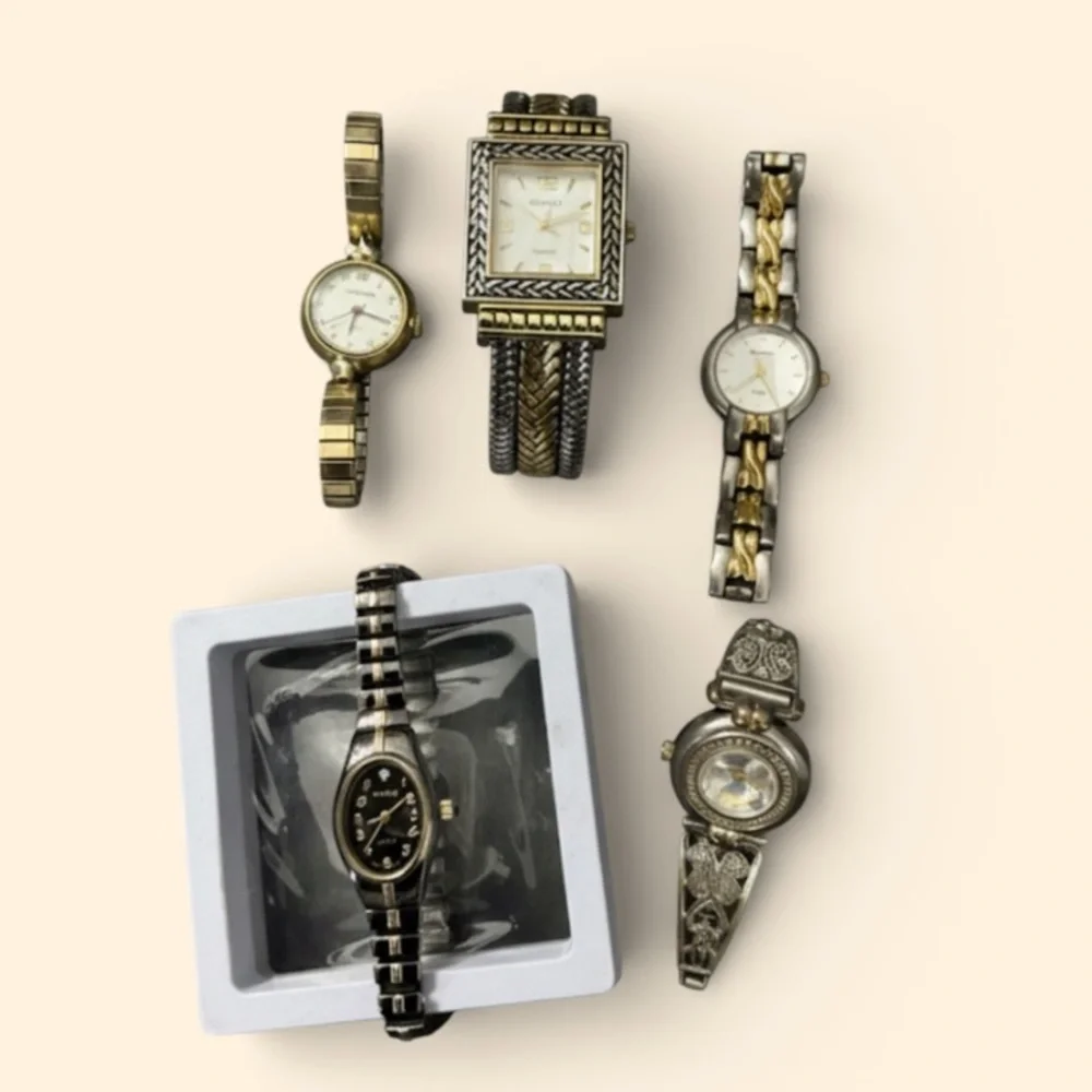 Lot 5 authentic vintage wristwatches Geneva Clinton Sharp Studio Time Armitron